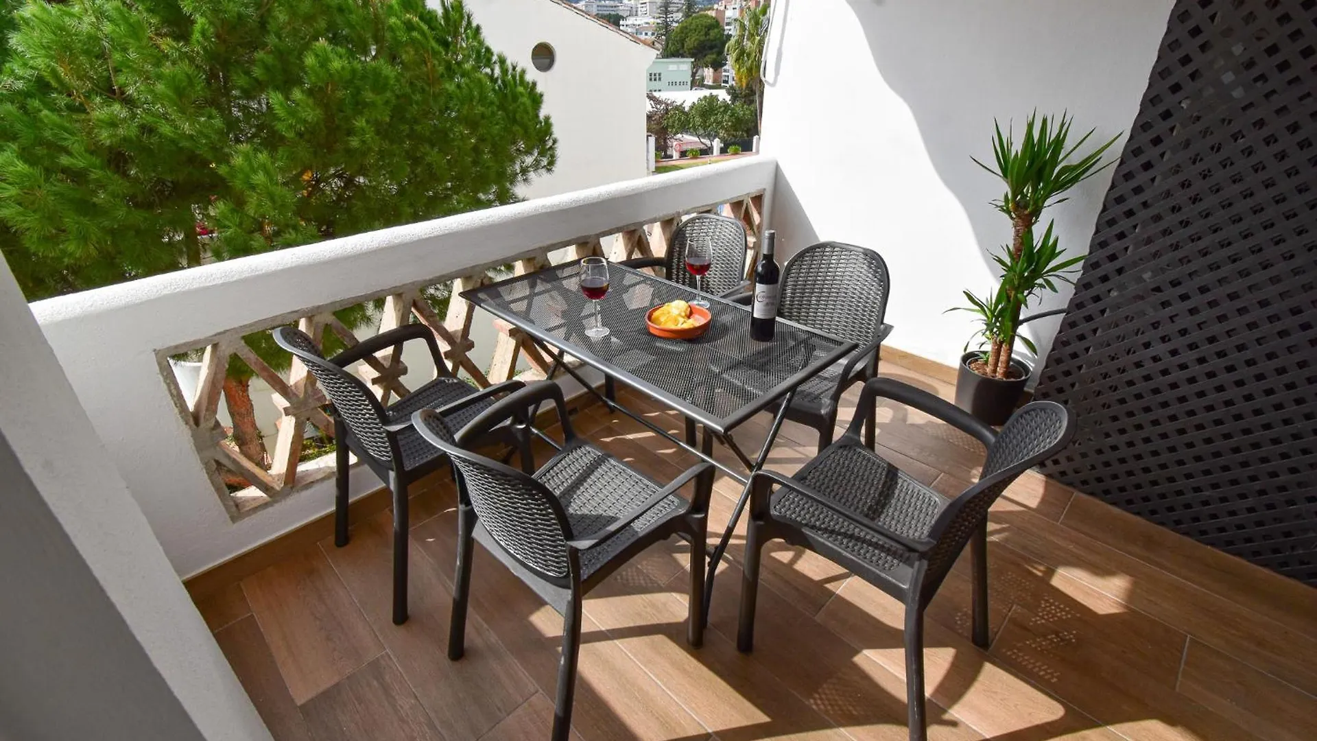 בנאלמדנה Urb Pueblo Del Parque, Luxury 2 Bedroom Apartment. Fantastic Central Location. דירה